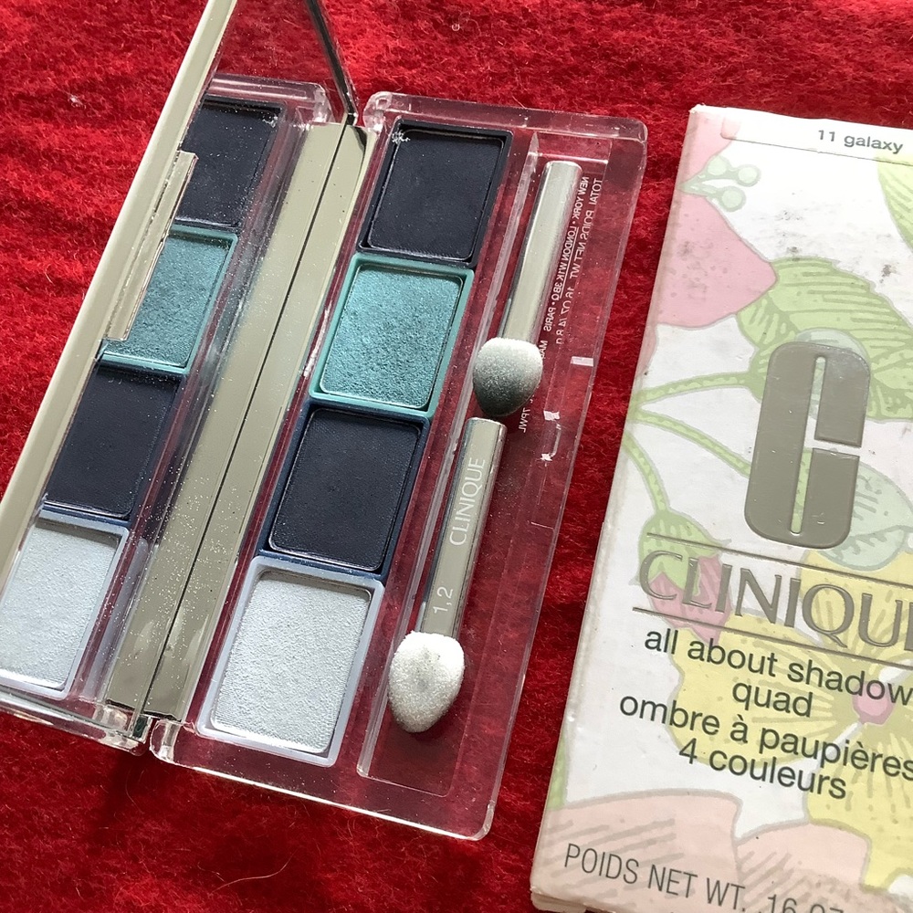 EUC - Clinique “11 Galaxy” Eyeshadow quad, cool tones